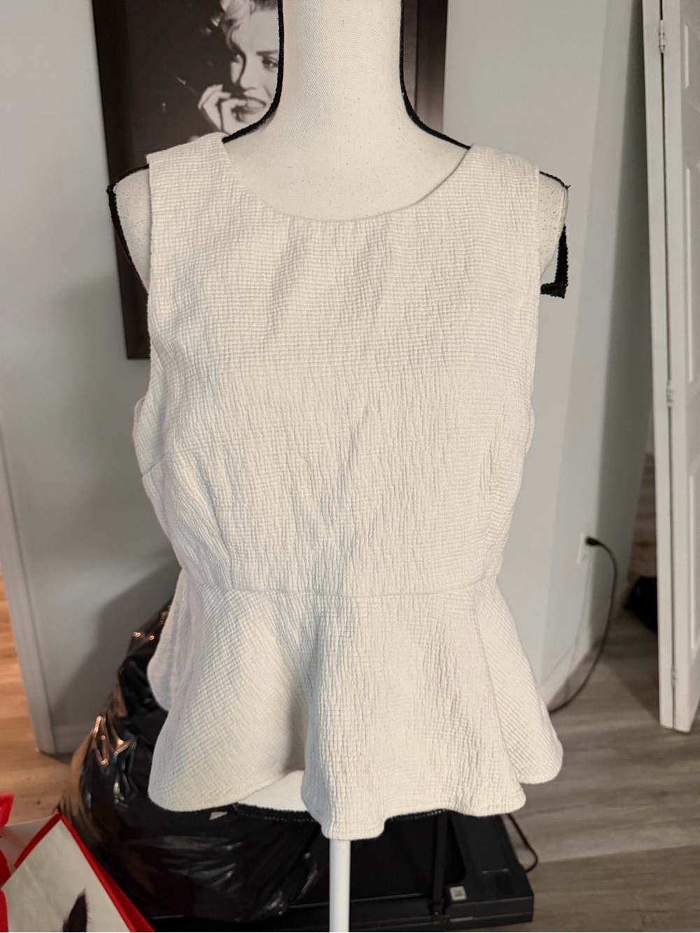 HD in Paris Anthropologie white textured peplum top size 14
